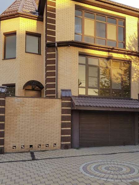 Продам жилой дом 320 м2 с участком 4.5 сот, Еременко ул