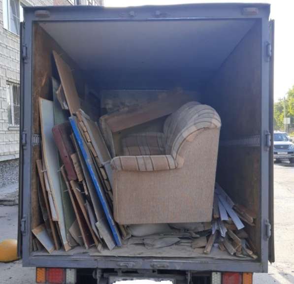 Вывоз старой мебели, техники, строительного мусора в Перми фото 6