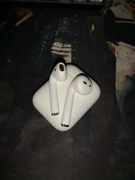 Apple AirPods 1 в Москве фото 4