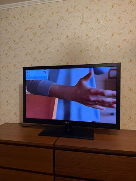 Продается телевизор LG! в Санкт-Петербурге фото 3
