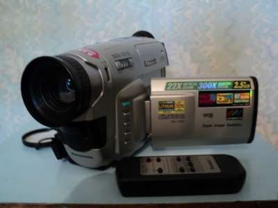 видеокамеру Panasonic NV-VX37EN
