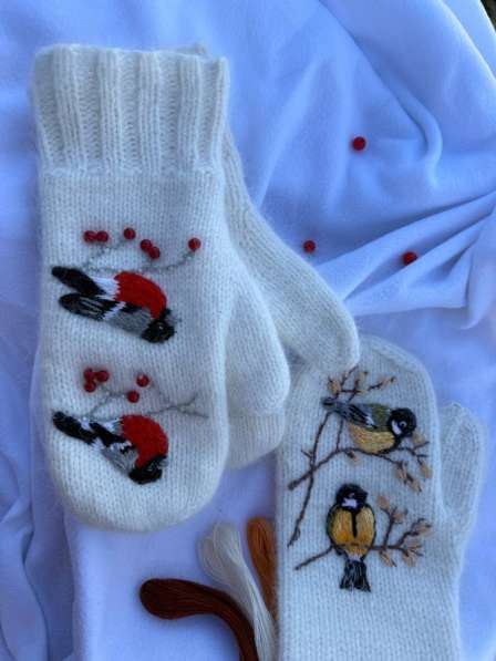 Варежки с вышивкой