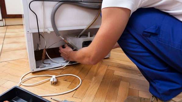 Ремонт холодильников частный мастер! Звоните! в Бийске фото 4