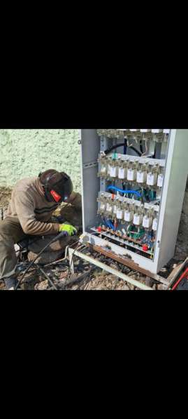 Электромонтажные работы в Симферополе, услуги электрика