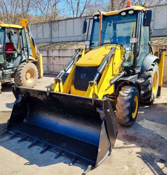 Продам экскаватор погрузчик JCB 3 cx,2012г/в