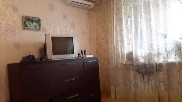 Продажа 2 комнатная квартира Б. Михайлова-1 этаж 2/9 в Севастополе фото 10