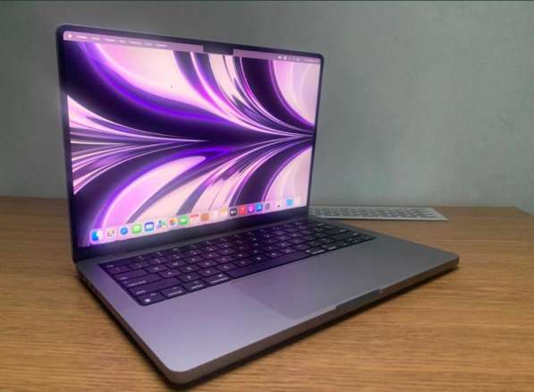 MacBook Pro 14 2021 M1 Pro 32 gb 512