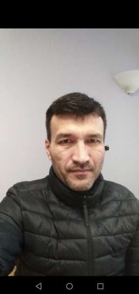 Adiz, 42 года, хочет пообщаться