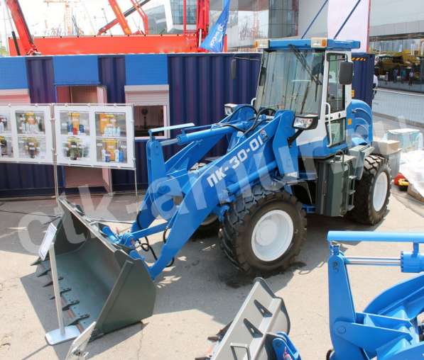 Продам погрузчик фронтальный СТК ПК 30-01