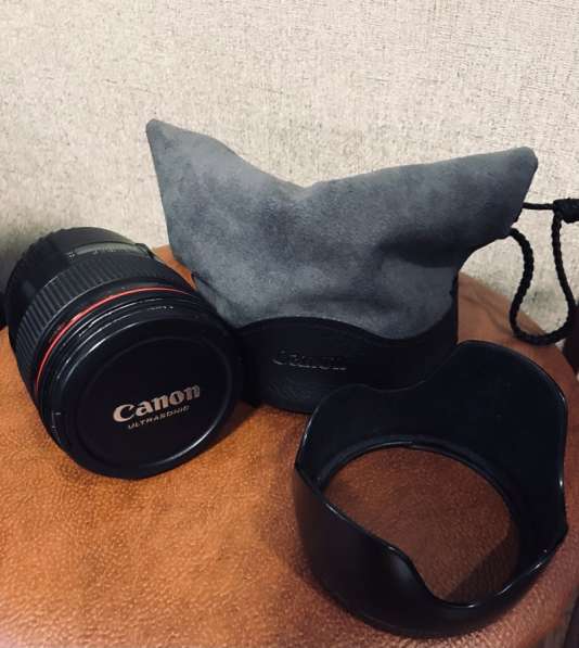 Canon lens EF 35mm f/1.4 L