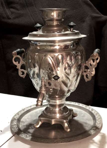 Антиквариат ваза -50-годы Самовар-60-г Подсвечник Часы (Кас)