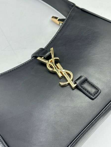 YVES SAINT LAURENT в Обнинске фото 3