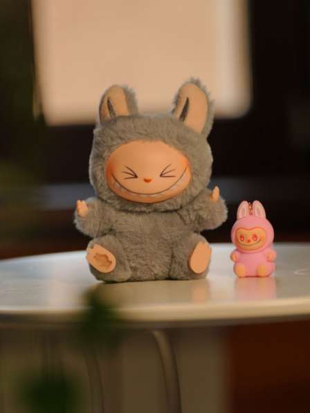Labubu игрушка брелок