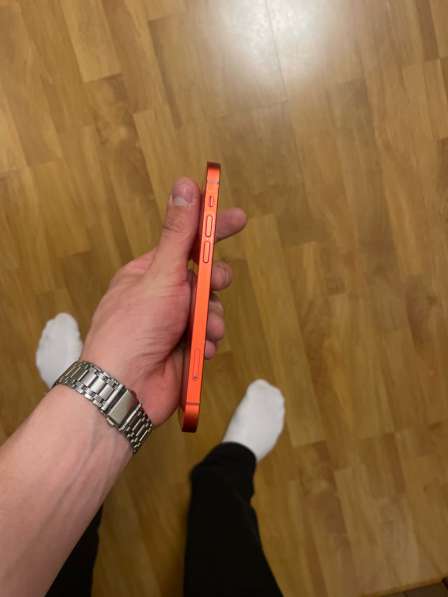 IPhone 12 64 red в Москве фото 5