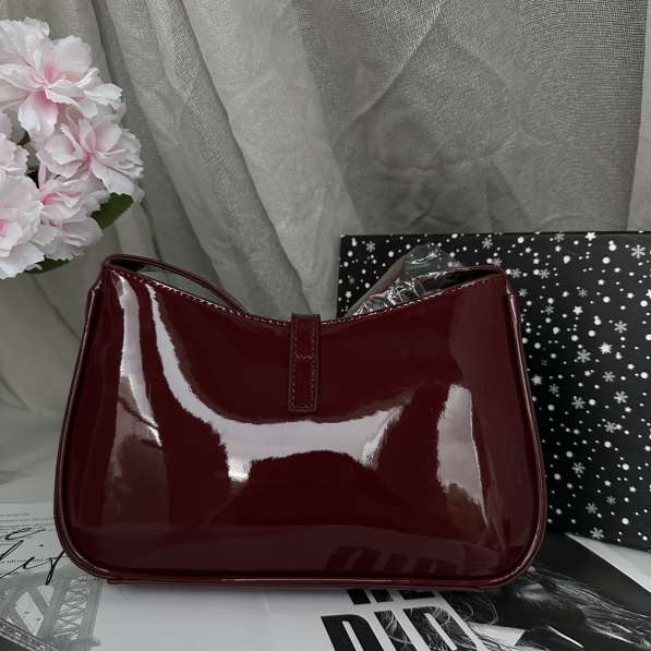 Сумка новая YSL женская в Москве