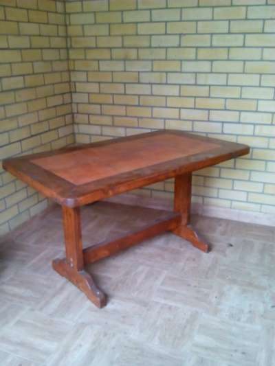 столы деревянные