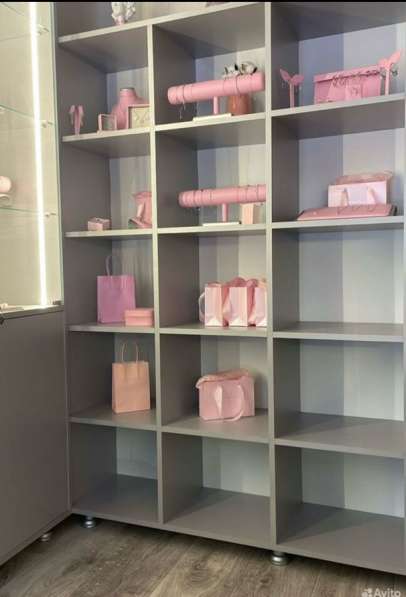 Витрины стеллажи для магазина в Нальчике фото 3