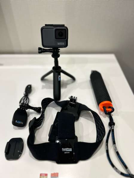 Экшн-камера GoPro HERO7 серый