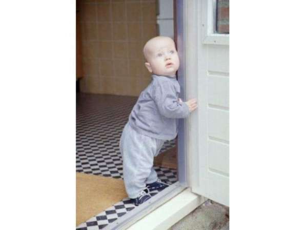 Защита от защемления пальцев в двери. Baby Safety в Москве