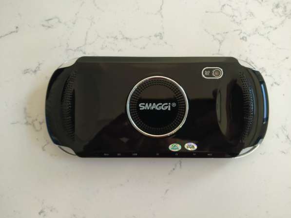 Портативная игровая консоль Smaggi aio A550 в фото 3