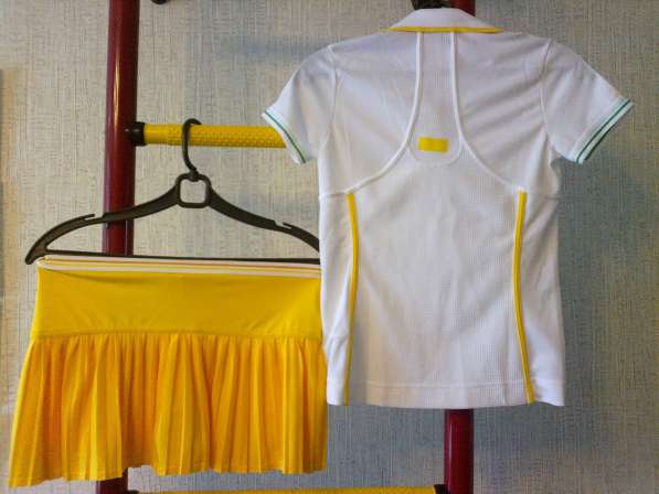 Юбка и футболка для занятия теннисом в Красноярске