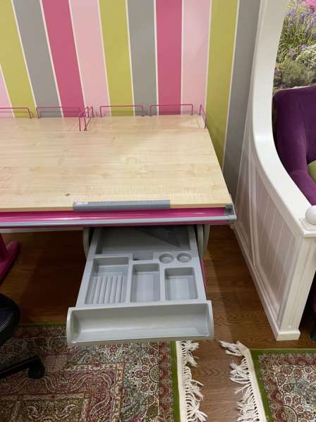 Продам стол для школьника в Москве фото 4