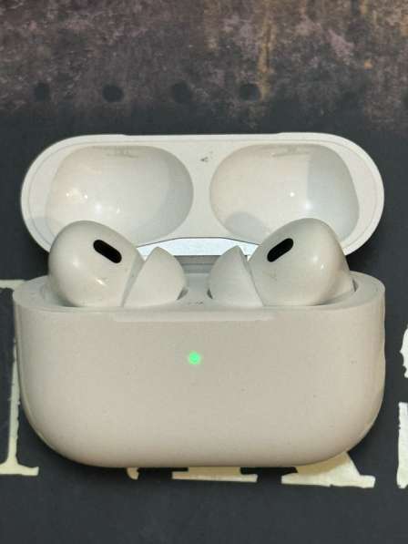 Apple AirPods Pro 2