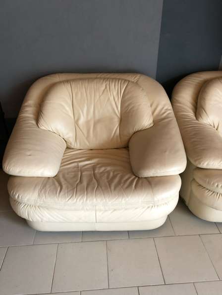 Продаются два кожаных кресла в Звенигороде фото 3