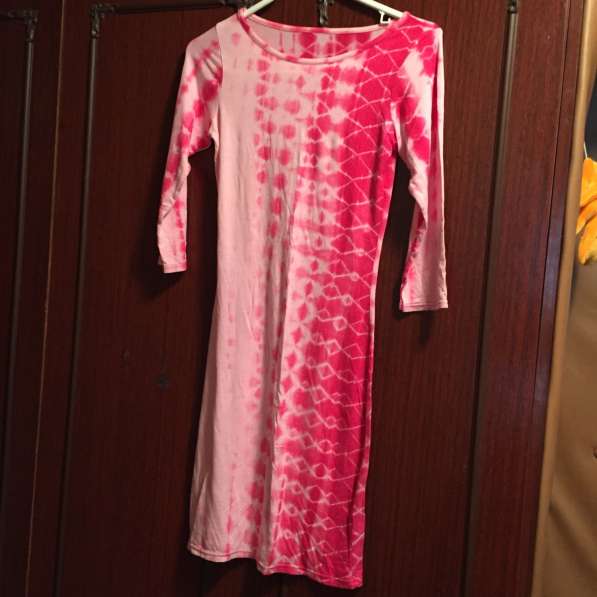 Платье розовое мини