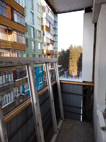 Установка и отделка балконов в Серпухове