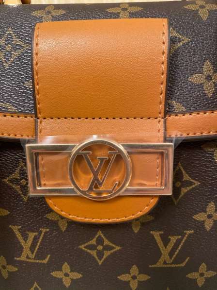 Рюкзак женский Louis Vuitton темно коричневвй в Волгограде