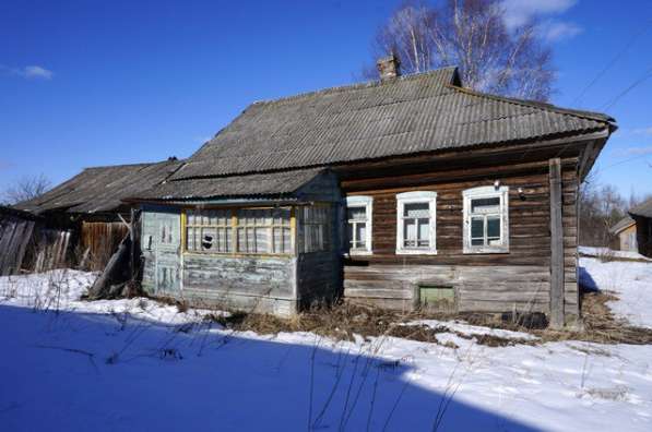 Бревенчатый дом в тихой деревне, рядом с речкой в Ярославле фото 14