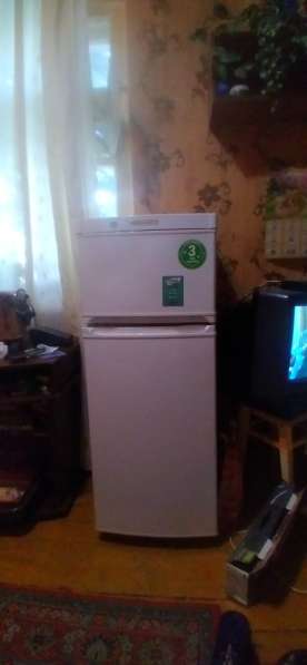 Продам холодильник Саратов с документами гарантия ещё 2 года