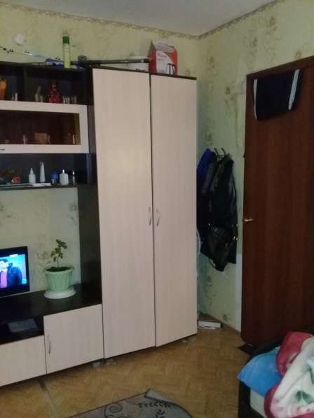 Продам 2-комнатную квартиру в Каменске-Уральском