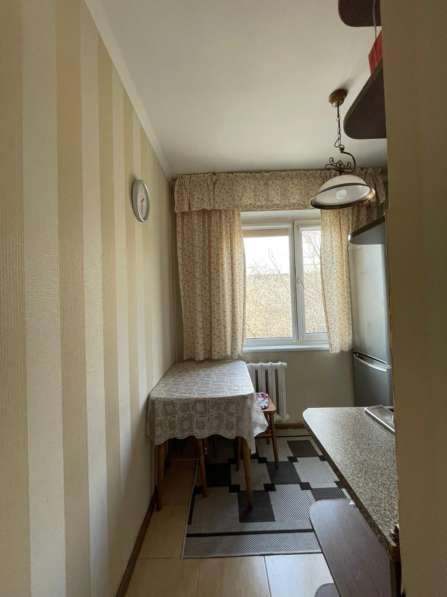 Продается двух комнатная квартира в Бостандыкском районе в фото 3