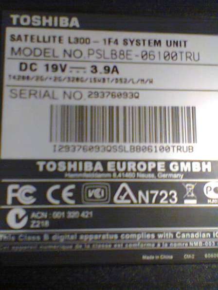 Toshiba Satellite L300-1F4 В идеале 2гб/250гб в Москве