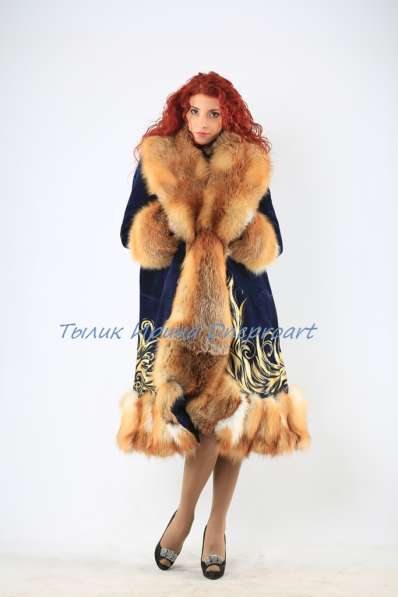 Пальто "Зимняя сказка"из синей замши с мехом лисы в фото 3