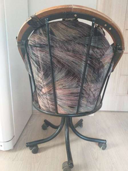 Кресло на колесиках в Пушкино