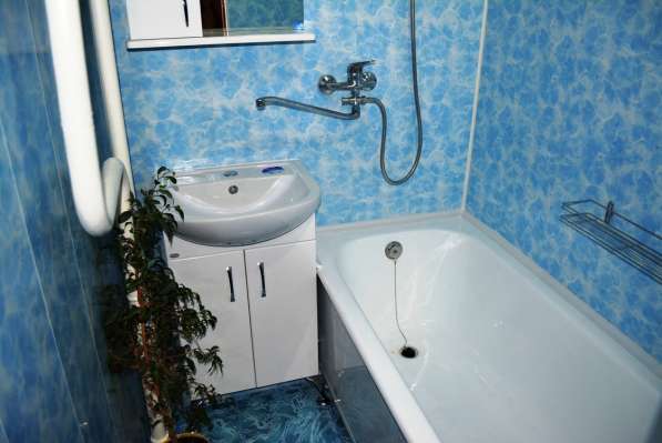Отделка ПВХ панелями, ванная, туалет, дешево! в Санкт-Петербурге фото 4