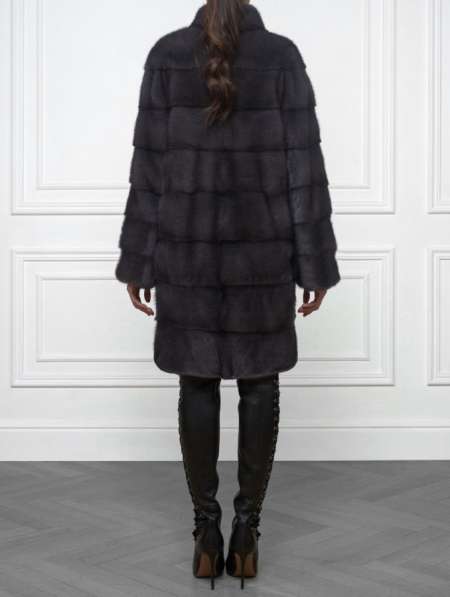 Продам норковую шубу