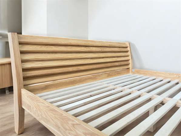 Кровать из массива ясеня 169х200