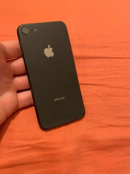 IPhone 8 на 64гб