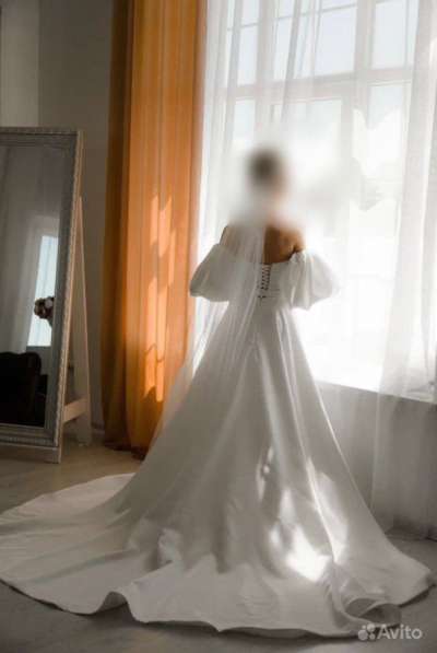 Продам свадебное платье в Сальске