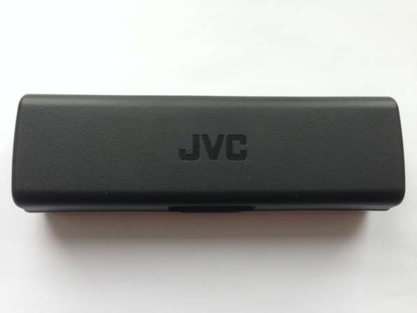 Новый футляр для лицевых панелей автомагнитол JVC