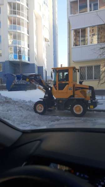 Уборка чистка снега, вывоз снега. Аренда спецтехники в Екатеринбурге фото 6