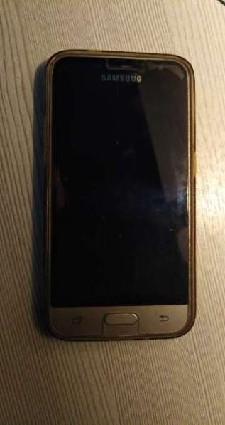 Samsung Galaxy j1
