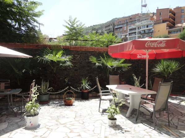 Тбилиси-посуточно 4 комнатная квартирa пр. Руставели в фото 50