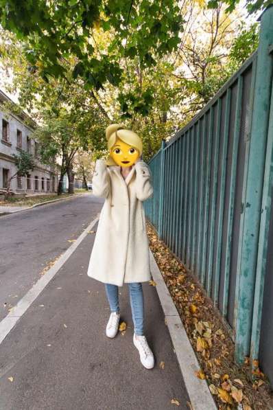 Шикарное белое пальто в Москве