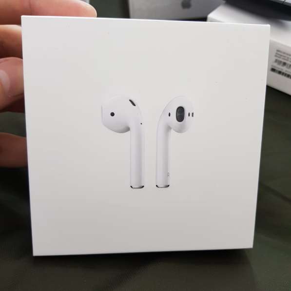 Apple AirPods 2 в Москве фото 6