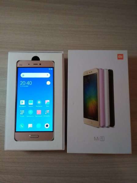 Смартфон Xiaomi Mi 5 gold, почти новый-привезу